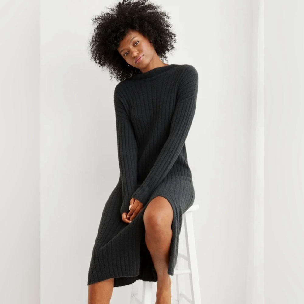 #037 - AERIE - RIBBED DRESS // PTP - 21 / L - 45
